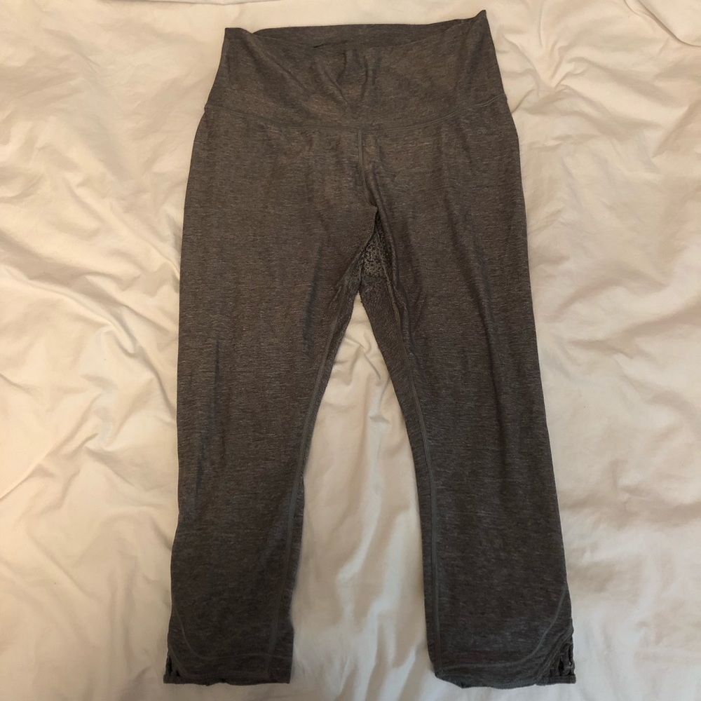 Lululemon grey cropped leggings with cutouts
